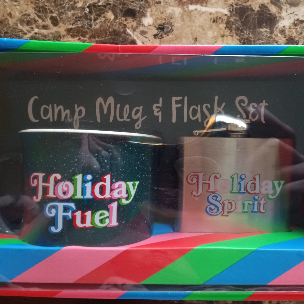 Camp Mug And Flask Holiday Fuel Holiday Spirit 14 Oz Mug 6 OZ Flask NIB